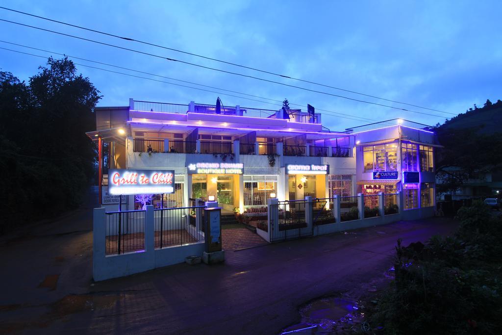 Orchid Square Hotel Coonoor Exterior photo